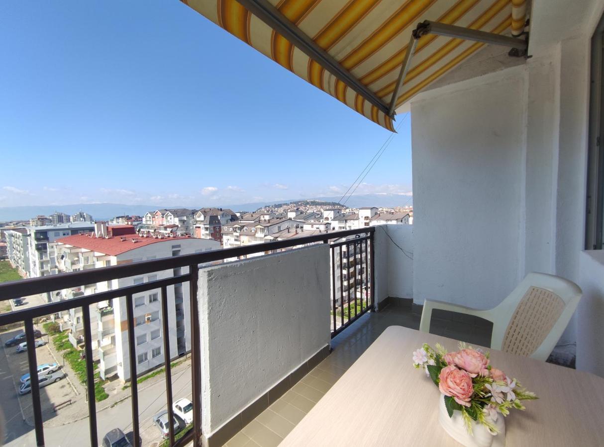 Charming & Spacious 2 Bedroom Apartment With A Gorgeous 8Th-Floor View Ohrid Buitenkant foto