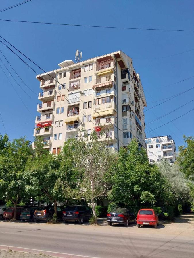 Charming & Spacious 2 Bedroom Apartment With A Gorgeous 8Th-Floor View Ohrid Buitenkant foto